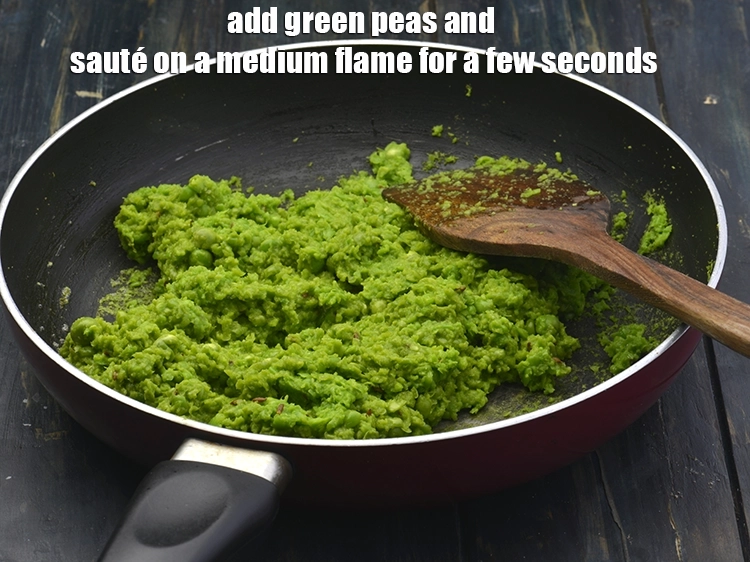 Step 9 – <p><span style="background-color:rgb(255,255,255);color:rgb(0,0,0);">When the seeds crackle, add the 2 cups fresh </span><a href="https://www.tarladalal.com/glossary-green-peas-matar-hare-matar-vatana-180i"><u>green peas </u></a><span style="background-color:rgb(255,255,255);color:rgb(0,0,0);">, …