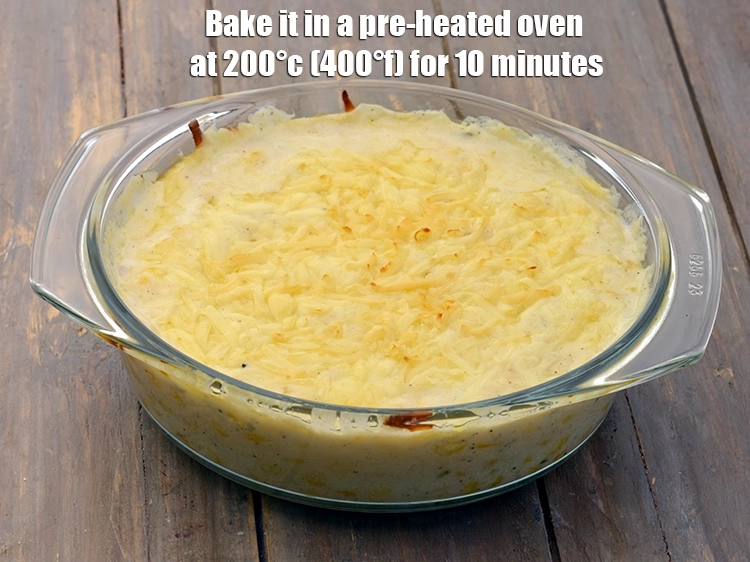 Step 5 – <p><span style="background-color:rgb(255,255,255);color:rgb(0,0,0);"><strong>Bake</strong> it in a pre-heated oven at 200°c (400°f) for 10 minutes.</span></p>