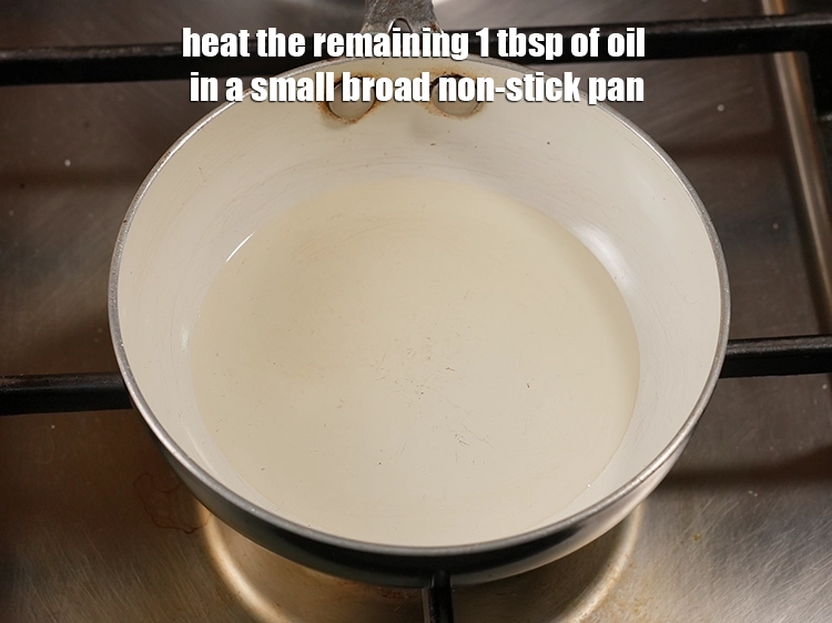 Step 3 – <p><span style="background-color:rgb(255,255,255);color:rgb(0,0,0);">Heat the 1 tsp </span><a href="https://www.tarladalal.com/glossary-oil-671i"><u>oil</u></a><span style="background-color:rgb(255,255,255);color:rgb(0,0,0);"> in a small non-stick pan.</span></p>