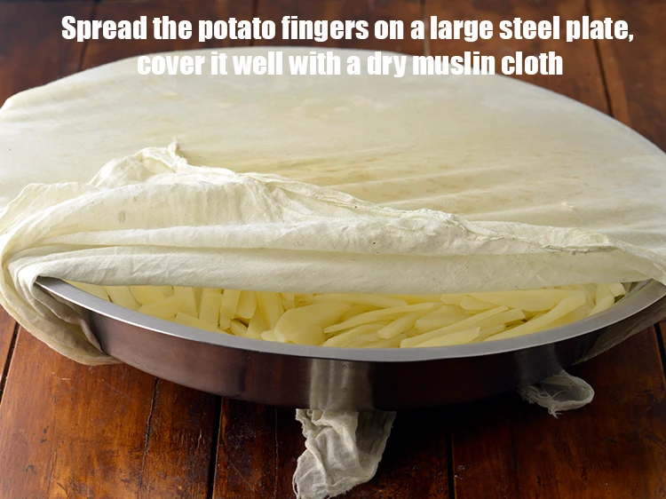 Step 6 – <p><span style="background-color:rgb(255,255,255);color:rgb(0,0,0);">Spread the <strong>potato fingers</strong> on a large steel plate, cover it well with a …