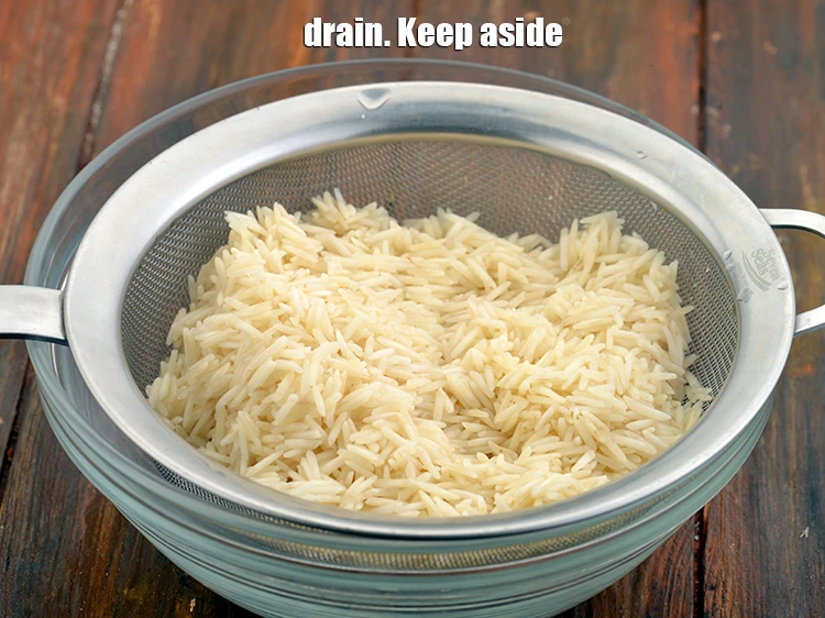 Step 2 – <p><span style="background-color:rgb(255,255,255);color:rgb(0,0,0);">Drain. Keep aside</span></p>