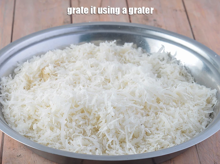 Step 3 – <p><span style="background-color:rgb(255,255,255);color:rgb(0,0,0);"><strong>Grate</strong> it using a grater.</span></p>