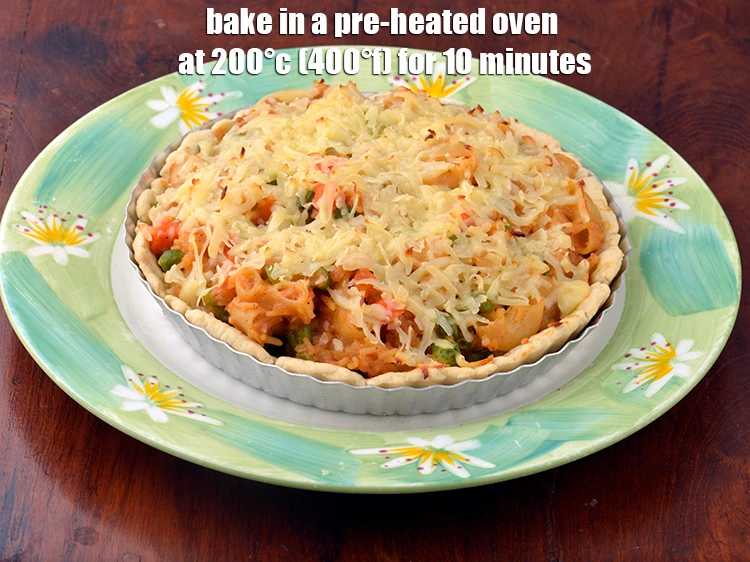 Step 6 – <p><span style="background-color:rgb(255,255,255);color:rgb(0,0,0);"><strong>Bake</strong> in a pre-heated oven at 200°c (400°f) for 10 minutes.</span></p>