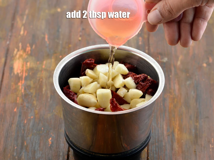 Step 11 – <p><span style="background-color:rgb(255,255,255);color:rgb(0,0,0);">Using around 2 tbsp. <strong>water.</strong></span></p>