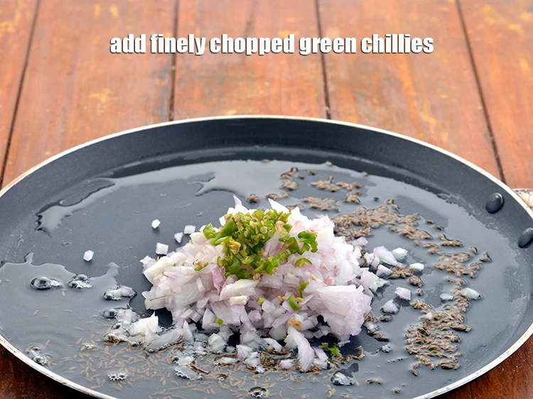 Step 4 – <p>Now add the <span style="background-color:rgb(255,255,255);color:rgb(0,0,0);">1 tsp finely </span><a href="https://www.tarladalal.com/glossary-green-chillies-hari-mirch-331i#ing_2388"><u>chopped green chillies</u></a> as well to the …