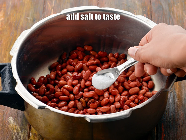 Step 19 – <p>Add the <a href="https://www.tarladalal.com/glossary-salt-namak-table-salt-418i"><u>salt </u></a><span style="background-color:rgb(255,255,255);color:rgb(0,0,0);">to taste.</span></p>