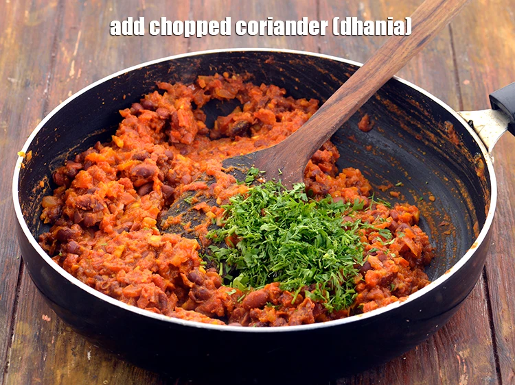 Step 58 – <p>Add the <span style="background-color:rgb(255,255,255);color:rgb(0,0,0);">2 tbsp </span><a href="https://www.tarladalal.com/glossary-coriander-dhania-kothmir-369i#ing_2365"><u>chopped coriander (dhania)</u></a> for a fresh taste.</p>