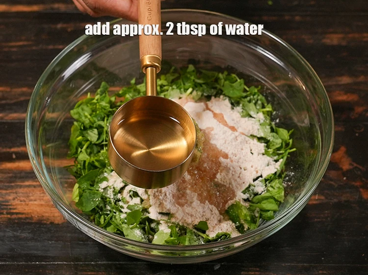 Step 16 – <p>Add <span style="background-color:rgb(255,255,255);color:rgb(0,0,0);">approx. 2 tbsp of <strong>water</strong>.</span></p>