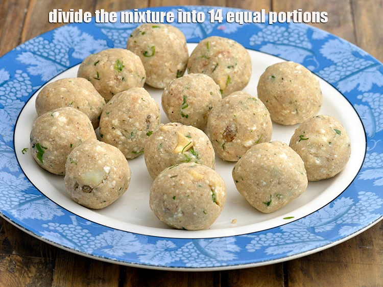 Step 2 – <p>Divide the mixture into 14 equal portions.</p>