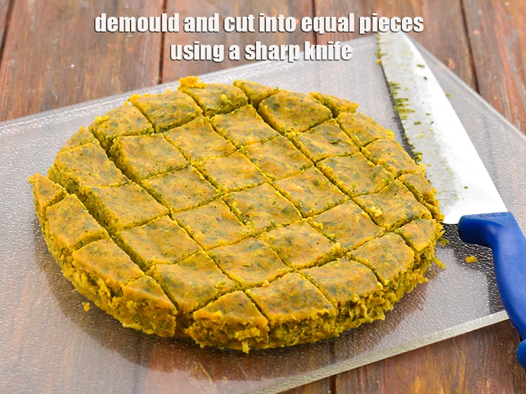 Step 8 – <p><span style="background-color:rgb(255,255,255);color:rgb(0,0,0);"><strong>Cool, </strong>demould and <strong>cut</strong> into equal pieces using a sharp knife.</span></p>
