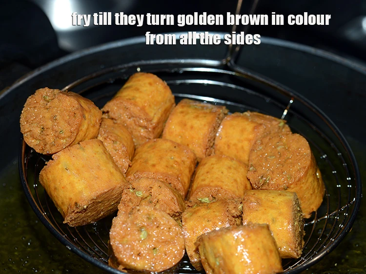Step 22 – <p>Fry till they turn golden brown in colour from all the sides.</p>