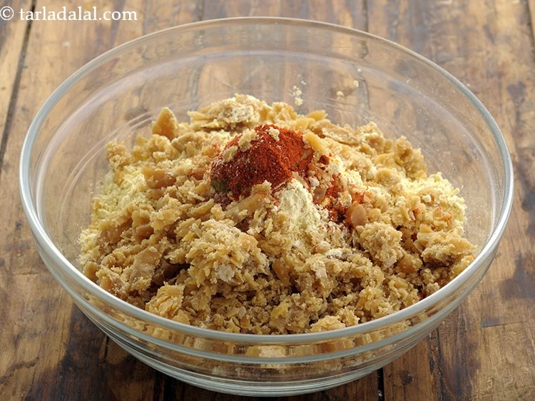 Step 6 – <p>Add <span style="background-color:rgb(255,255,255);color:rgb(0,0,0);">3/4 cup </span><a href="https://www.tarladalal.com/glossary-jaggery-gur-gud-kala-gud-477i#ing_2806"><u>grated jaggery (gur)</u></a>. Also, you can make use of sugar …