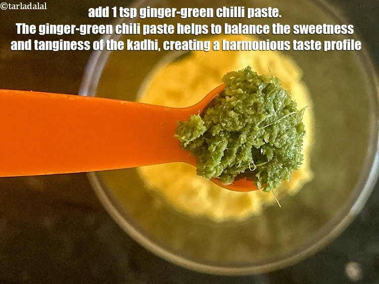 Step 6 – <p>Add 1 tsp <a href="https://www.tarladalal.com/glossary-green-chilli-paste-hari-mirch-ki-paste-mirchi-paste-333i"><u>green chilli paste</u></a><u>.</u></p>