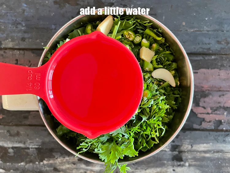 Step 5 – <p><span style="background-color:rgb(255,255,255);color:rgb(0,0,0);">Add a little <strong>water</strong>. We added 3 Tbsp Of Water.</span></p>