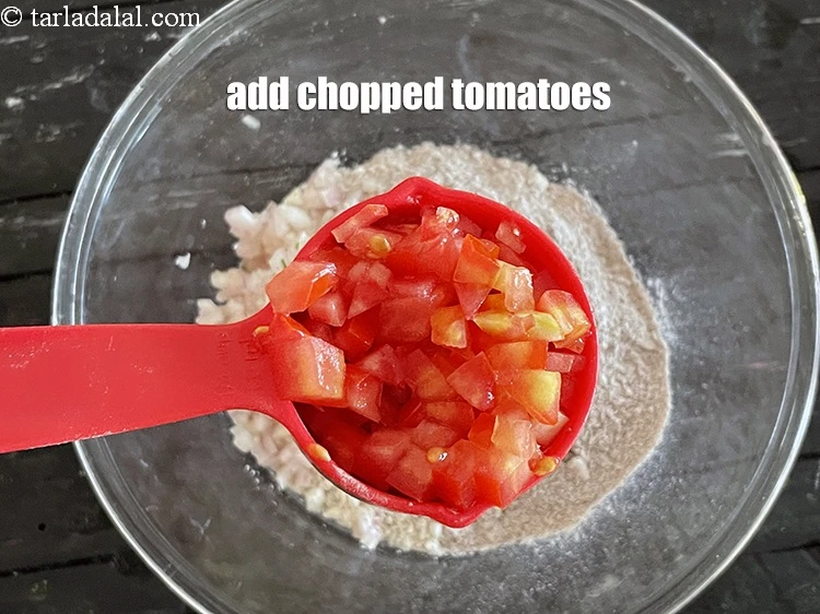 Step 7 – <html><head></head><body><p>Add&nbsp;1/4 cup&nbsp;<a href="glossary-chopped-tomatoes-779i">chopped tomatoes</a>.</p></body></html>