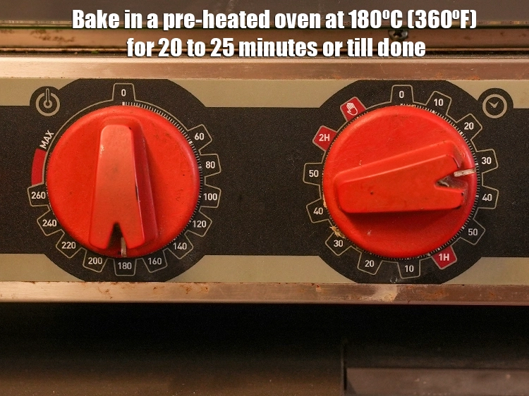 Step 20 – <p><span style="background-color:rgb(255,255,255);color:rgb(0,0,0);"><strong>Bake in a pre-heated oven at 180°C (360°F) for 25 minutes or till a …