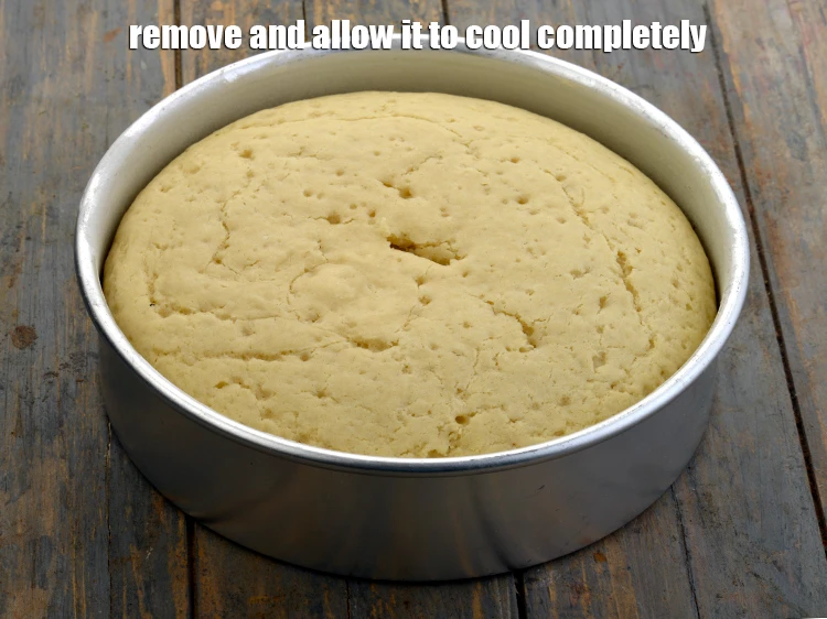 Step 19 – <p><span style="background-color:rgb(255,255,255);color:rgb(0,0,0);">Remove and cool the cake slightly.</span></p>