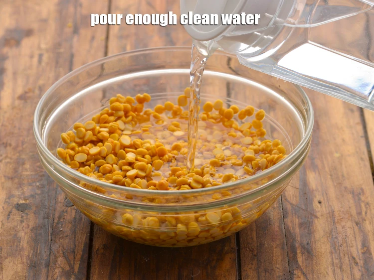Step 4 – <p>Pour enough clean water.</p>