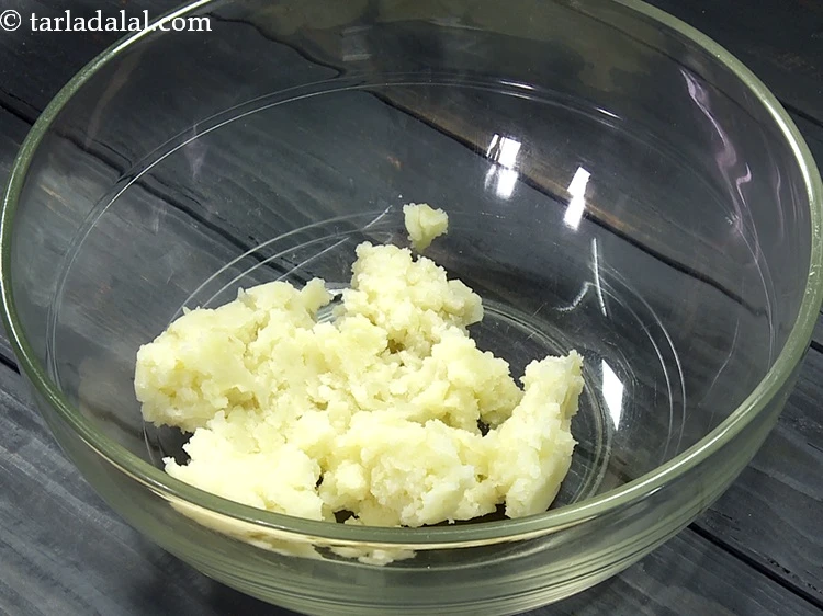 Step 26 – <p><strong>To make the dough of aloo bhujia recipe | crunchy aloo sev | aloo bhujia …