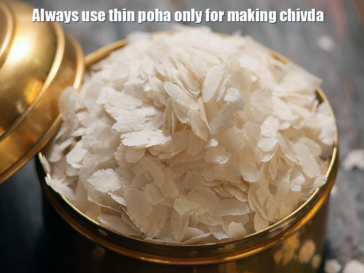 Step 19 – <p>Always use <span style="background-color:rgb(255,255,255);color:rgb(0,0,0);">thin </span><a href="https://www.tarladalal.com/glossary-beaten-rice-poha-rice-flakes-flaked-rice-536i"><u>beaten rice (poha)</u></a> only for making <strong>chivda</strong>.&nbsp;</p>