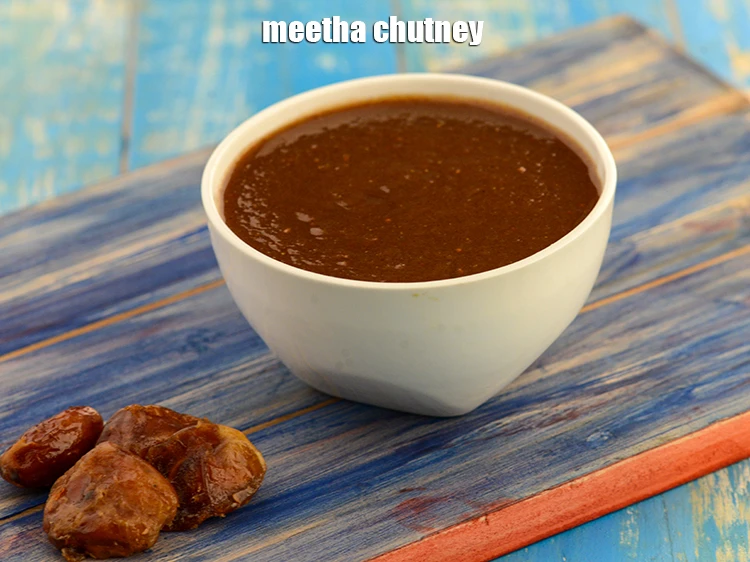 Step 44 – <p><span style="background-color:rgb(255,255,255);color:rgb(0,0,0);">To balance out all the spice, the roadside vendor also adds sweet chutney. Learn …