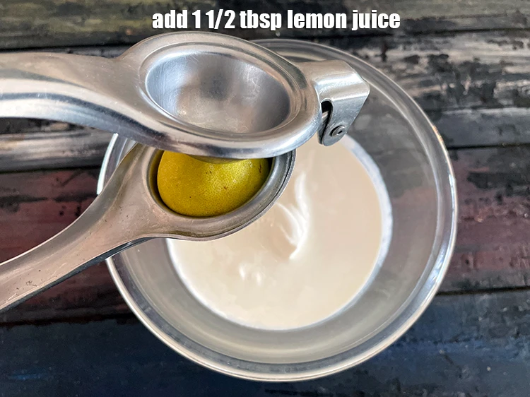Step 5 – <p>Lemon juice is added to give the sour taste.&nbsp;</p>