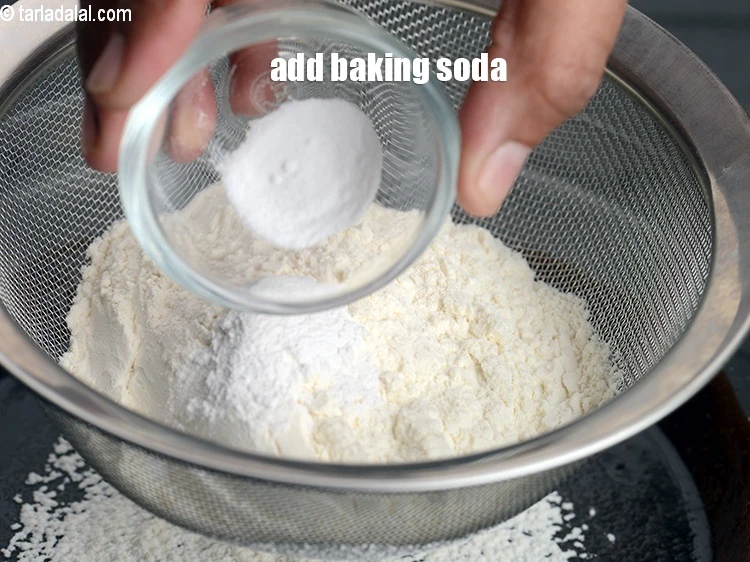 Step 8 – <p>Add 1/2 tsp <a href="https://www.tarladalal.com/glossary-baking-soda-soda-bi-carb-615i"><u>baking soda</u></a><u>.</u></p>