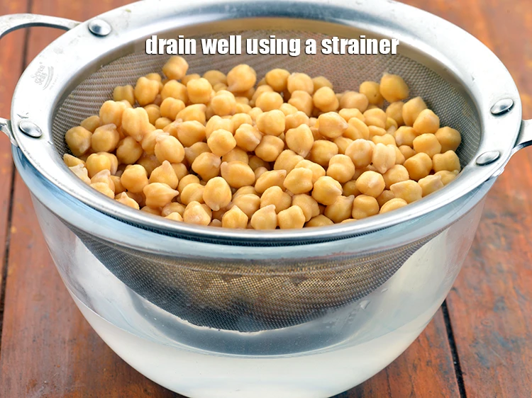 Step 3 – <p>In the morning, <strong>drain</strong> well using a strainer</p>