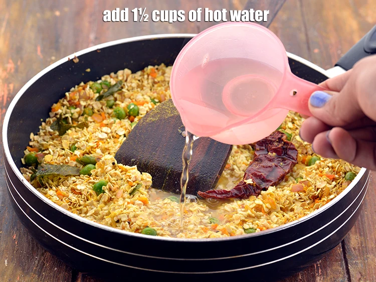 Step 22 – <p>Add 1½ cups of <strong>hot water</strong>.</p>