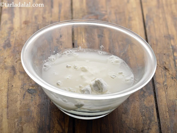 Step 17 – <p>Add the <strong>water.</strong></p>