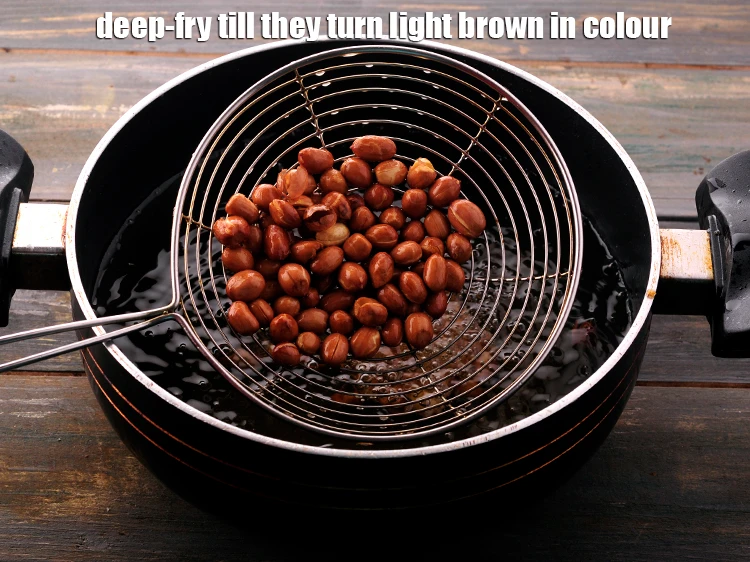 Step 2 – <p><strong>Deep-fry </strong>till they turn light brown in colour. Drain on an absorbent paper.</p>