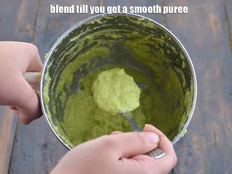 Step 8 – <p><span style="background-color:rgb(255,255,255);color:rgb(0,0,0);"><strong>Blend</strong> till you get a smooth puree. Keep aside.</span></p>