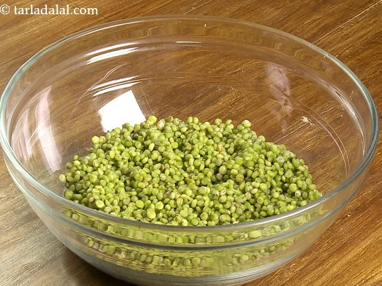 Step 1 – <p>To prepare winter special <strong>ponk bhel</strong>, in a deep bowl take 1 1/2 cups <a …