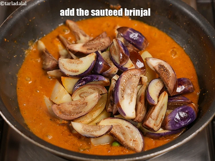 Step 34 – <p>Add the sauteed brinjal.</p>