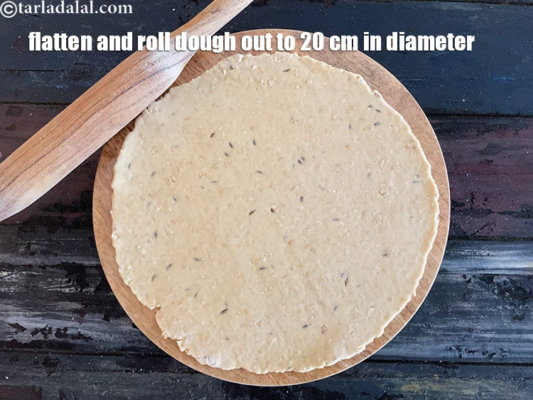 Step 18 – <p>Roll out one portion of the dough into 20 cm ( 7.8 inches) in diameter.&nbsp;</p>