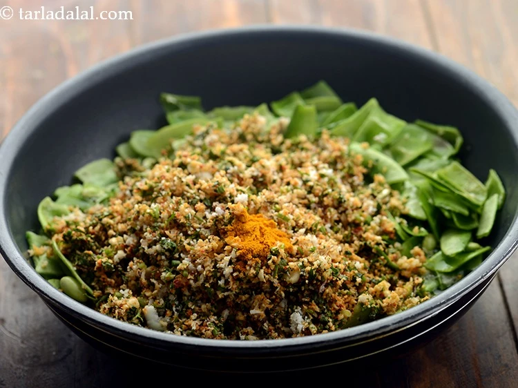 Step 11 – <p>Add turmeric.&nbsp;</p>