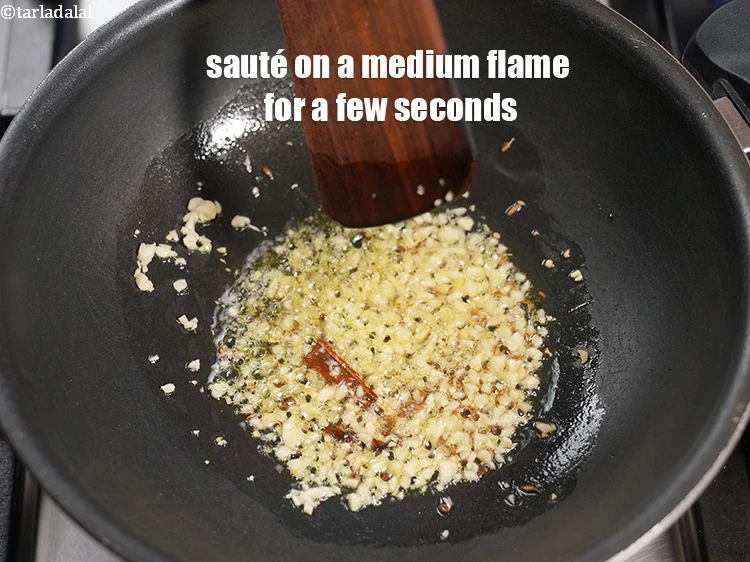 Step 13 – <p>Sauté on a medium flame for a few seconds.</p>