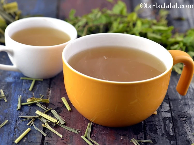 Step 14 – <p>Serve the <strong>lemon grass tea</strong> hot.</p>