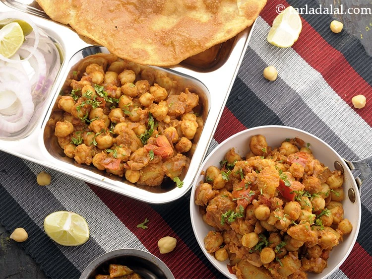 Step 26 – <p>Serve&nbsp;<strong>chana aloo masala | Punjabi style chole aloo masala | dry chole masala |</strong>&nbsp;hot with …