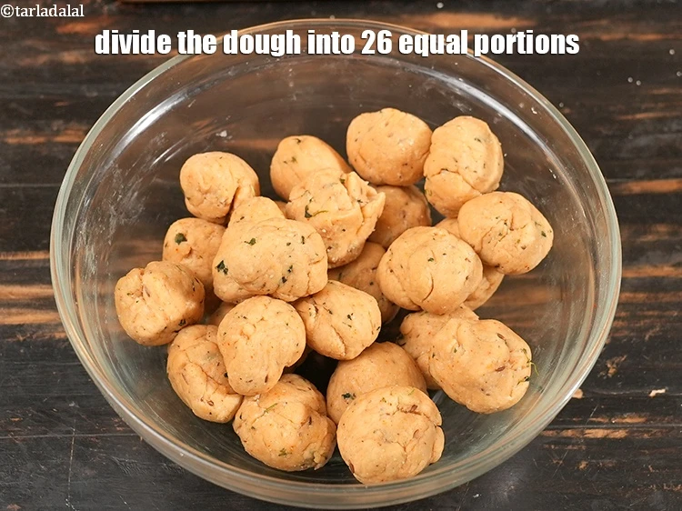 Step 18 – <p>Divide the dough into 26 equal portions.</p>