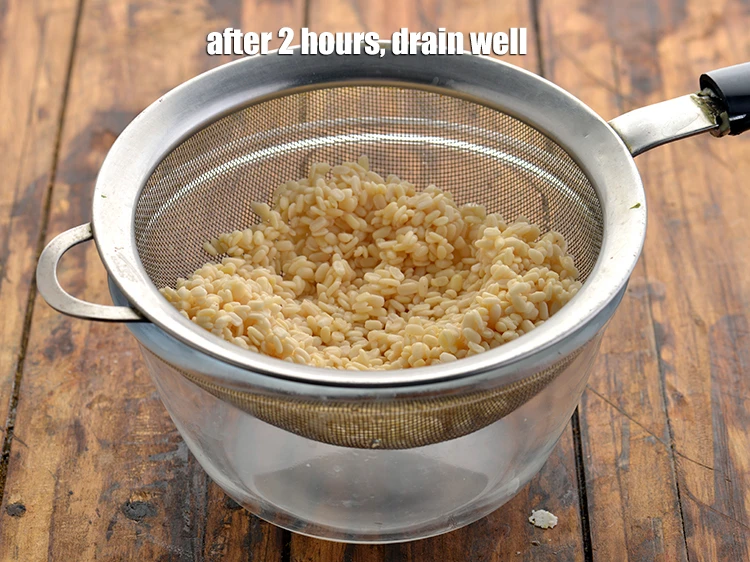 Step 11 – <p>After 2 hours, drain well.</p>