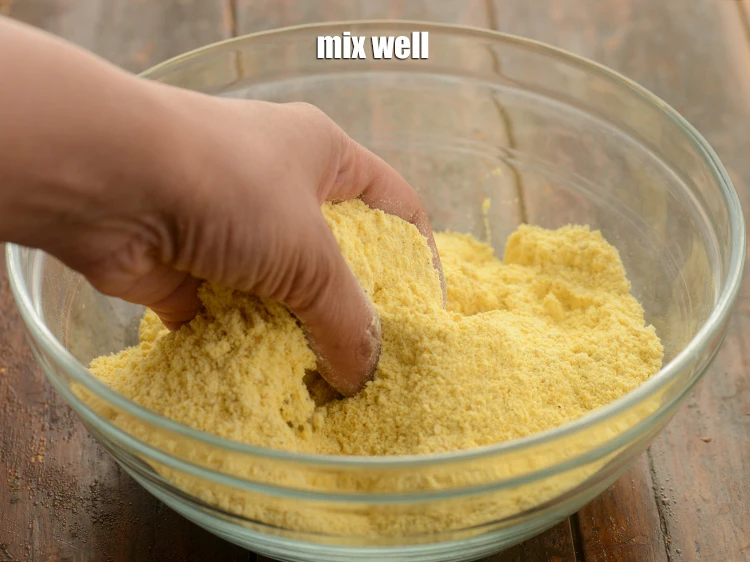 Step 4 – <p>Combine the maize flour and salt and mix well.</p>