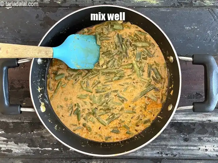 Step 33 – <p>Mix well.</p>