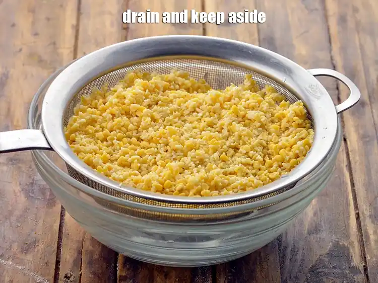 Step 6 – <p><span style="background-color:rgb(255,255,255);color:rgb(0,0,0);">Drain and keep aside.</span></p>