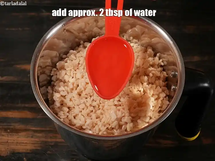 Step 5 – <p><span style="background-color:rgb(255,255,255);color:rgb(0,0,0);">Add approx. 2 tbsp of water. Do not add too much water as the …