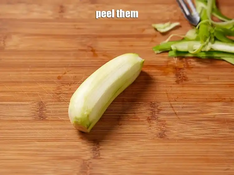 Step 2 – <p><span style="background-color:rgb(255,255,255);color:rgb(0,0,0);">Peeled and cut into cubes.</span></p>