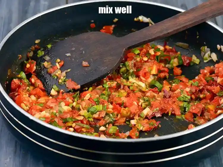 Step 33 – <p><span style="background-color:rgb(255,255,255);color:rgb(0,0,0);">Mix well using a spoon.</span></p>