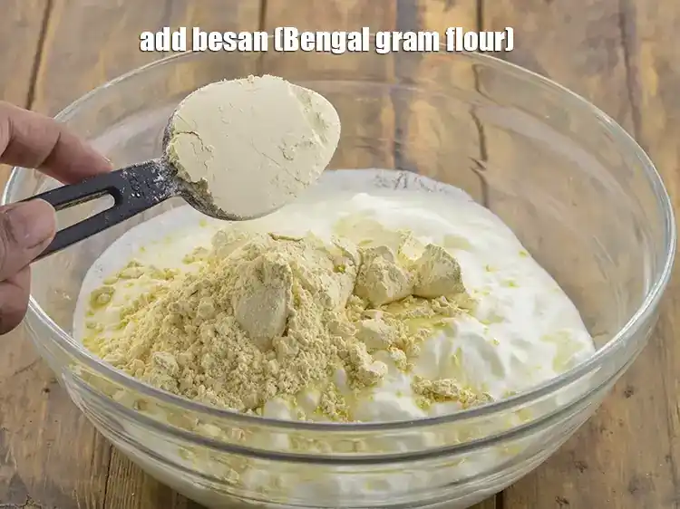 Step 2 – <p>Add the <span style="background-color:rgb(255,255,255);color:rgb(0,0,0);">5 tbsp </span><a href="https://www.tarladalal.com/glossary-besan-chana-dal-flour-bengal-gram-flour-952i"><u>besan (Bengal gram flour)</u></a>. <i>Besan</i> helps in thickening the …