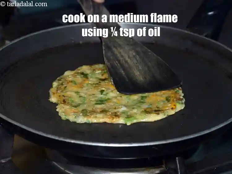 Step 21 – <p>Cook on a medium flame using ¼ tsp of oil.</p>