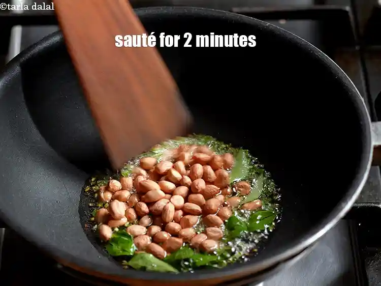 Step 8 – <p>Sauté on medium flame for 2 minutes.</p>